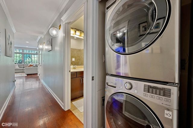 1035 W MADISON Street 2, Chicago, IL 60607