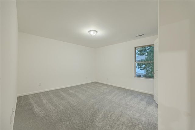 701 Harpeth Knoll Ct, Nashville, TN 37221