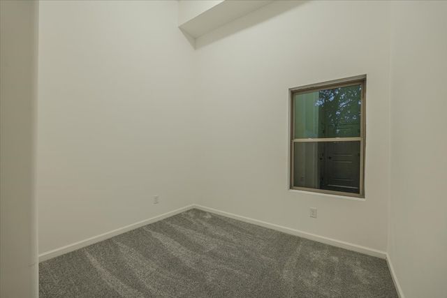 701 Harpeth Knoll Ct, Nashville, TN 37221