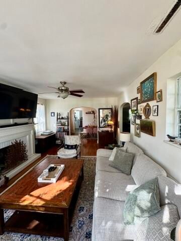 359 Howle Avenue, Charleston, SC 29412