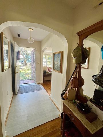 359 Howle Avenue, Charleston, SC 29412