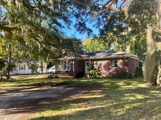 359 Howle Avenue, Charleston, SC 29412