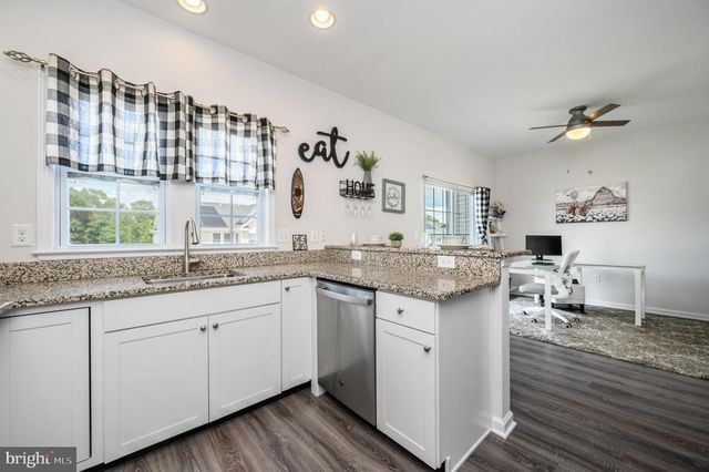 31 ROCKHILL LN, Chesterfield, NJ 08515