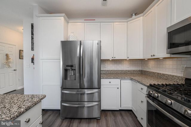 31 ROCKHILL LN, Chesterfield, NJ 08515