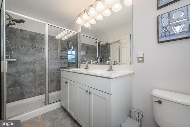 31 ROCKHILL LN, Chesterfield, NJ 08515