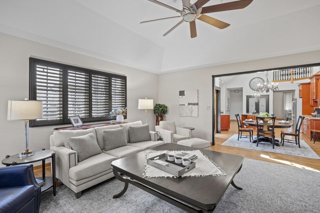 17131 Warbler Lane, Orland Park, IL 60467