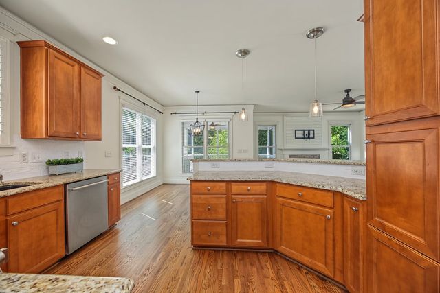 440 Edgepine Drive, Holly Springs, NC 27540