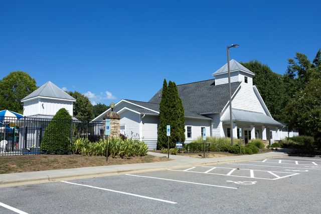 440 Edgepine Drive, Holly Springs, NC 27540
