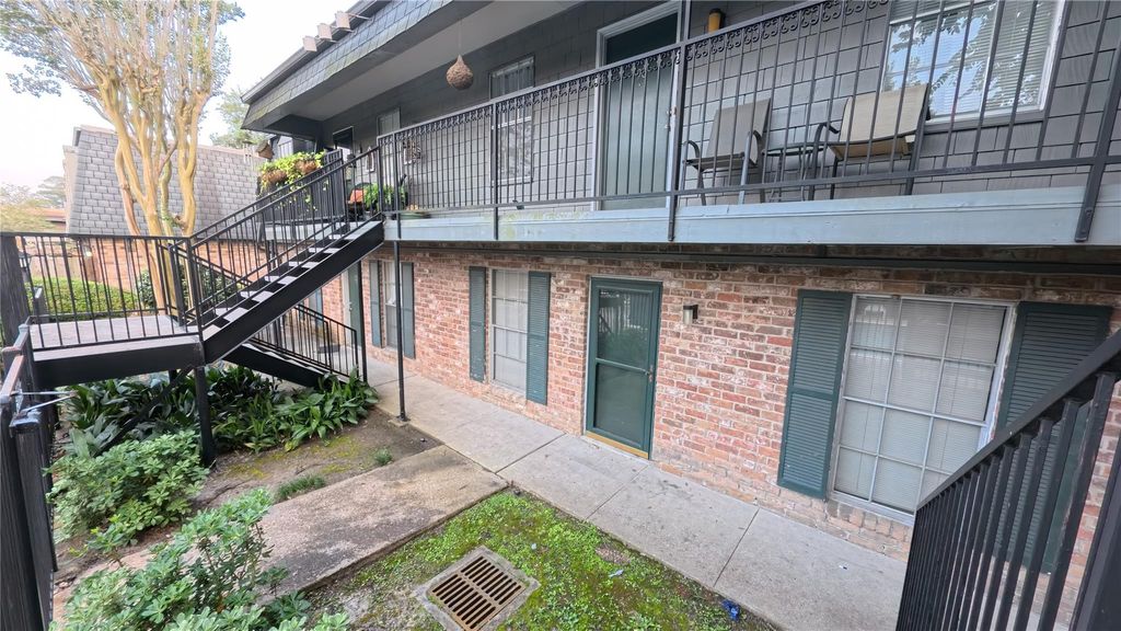 8939 Gaylord Street 199, Houston, TX 77024
