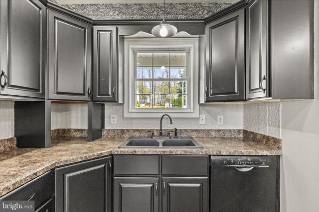 6495 PAMADEVA RD, Hanover, PA 17331