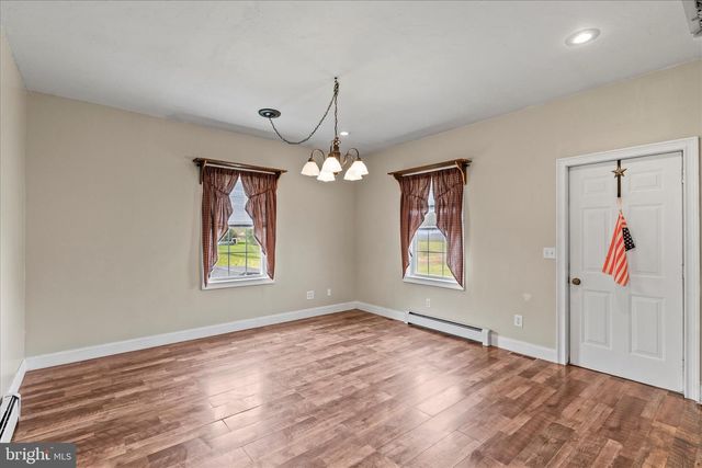 6495 PAMADEVA RD, Hanover, PA 17331