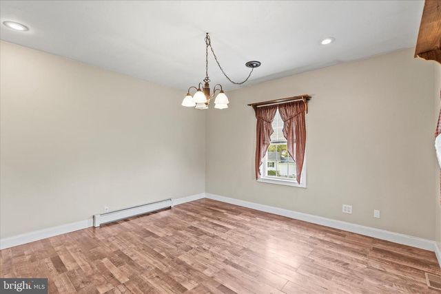 6495 PAMADEVA RD, Hanover, PA 17331