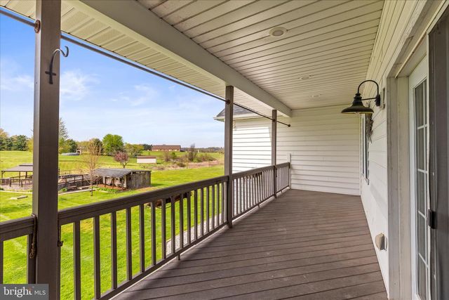 6495 PAMADEVA RD, Hanover, PA 17331