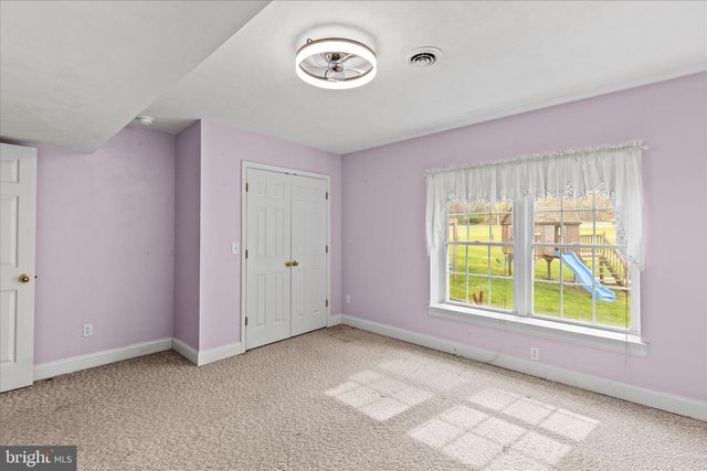 6495 PAMADEVA RD, Hanover, PA 17331