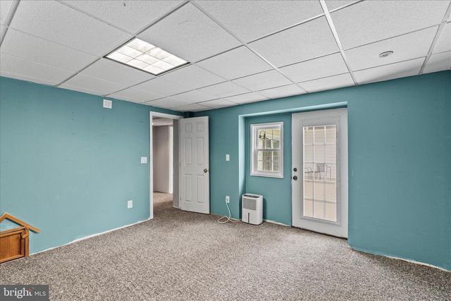 6495 PAMADEVA RD, Hanover, PA 17331