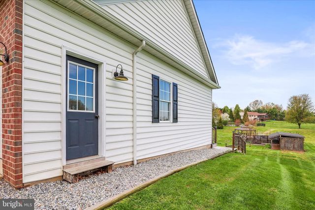 6495 PAMADEVA RD, Hanover, PA 17331