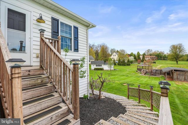 6495 PAMADEVA RD, Hanover, PA 17331