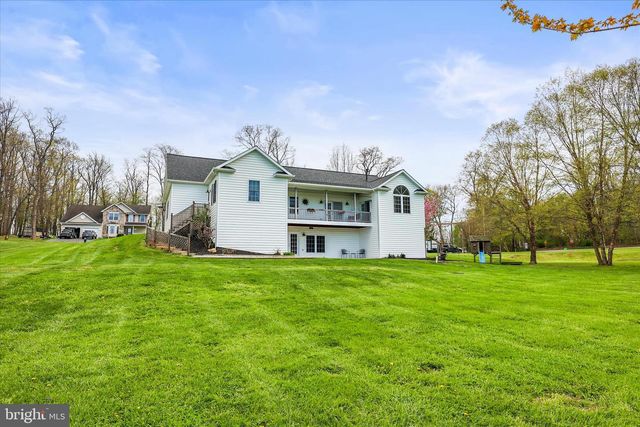 6495 PAMADEVA RD, Hanover, PA 17331