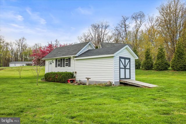 6495 PAMADEVA RD, Hanover, PA 17331