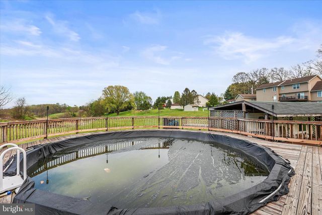6495 PAMADEVA RD, Hanover, PA 17331