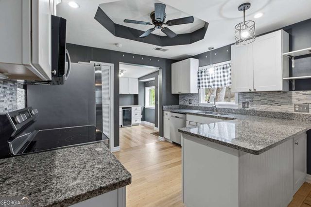 416 Electric Avenue, Clayton, GA 30525