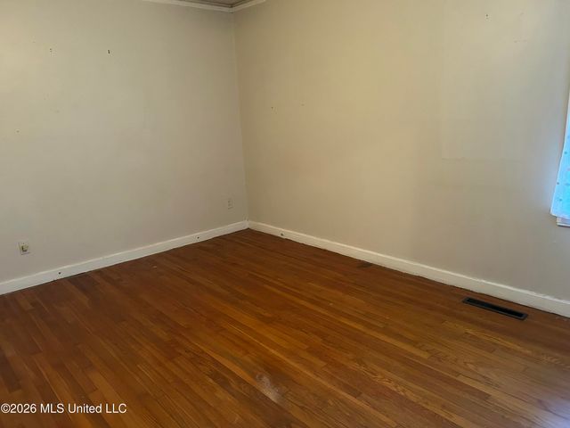 1424 E Northside Drive, Jackson, MS 39211