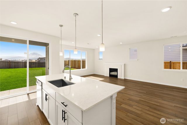 18351 134th Avenue E, Puyallup, WA 98374