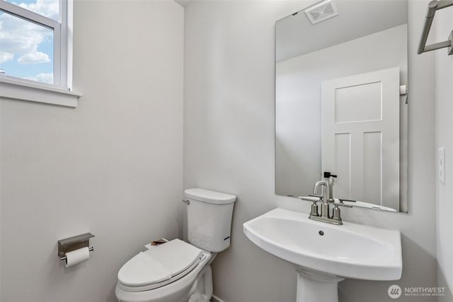 18351 134th Avenue E, Puyallup, WA 98374