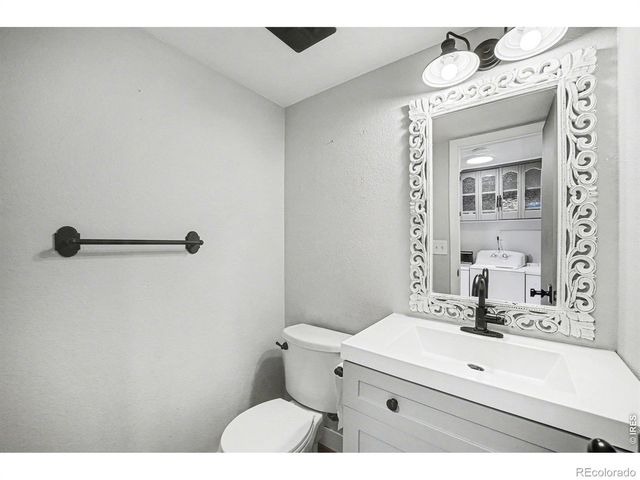 474 S Carr Street, Lakewood, CO 80226