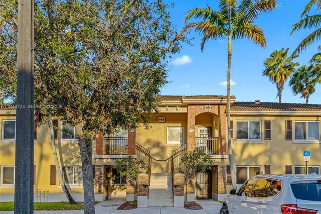 945 NE 34th Ave 103, Homestead, FL 33033