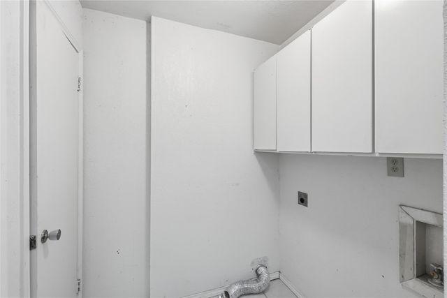 2814 Cheyenne Street, Irving, TX 75062