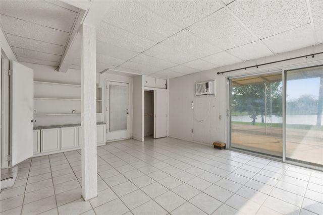 2814 Cheyenne Street, Irving, TX 75062