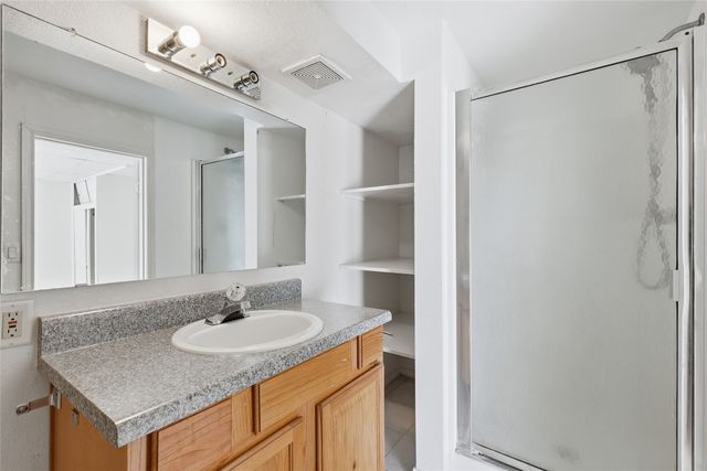 2814 Cheyenne Street, Irving, TX 75062