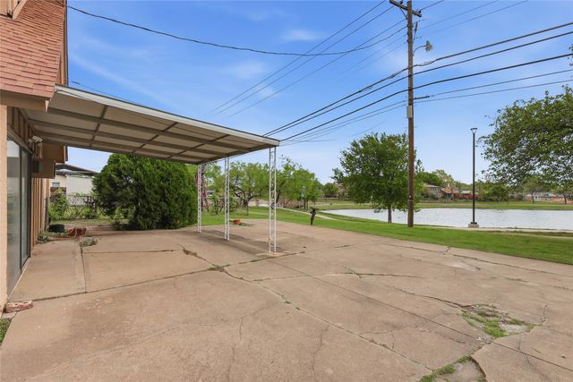 2814 Cheyenne Street, Irving, TX 75062