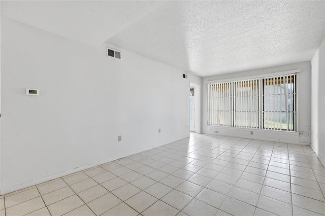 2814 Cheyenne Street, Irving, TX 75062