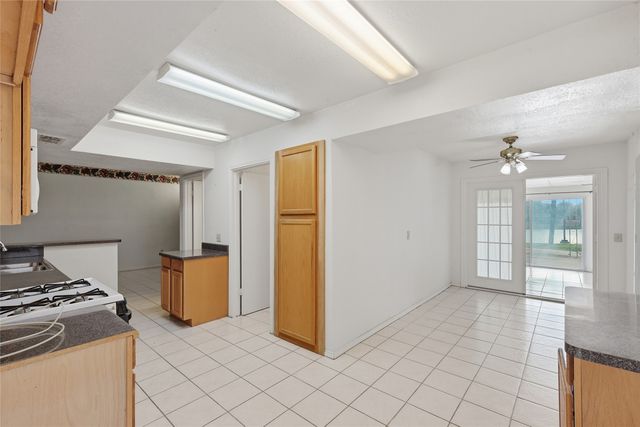 2814 Cheyenne Street, Irving, TX 75062