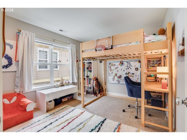 2522 Nw MILLER Rd 22, Portland, OR 97229
