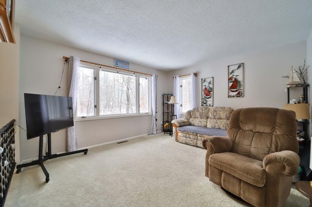 26789 Edna Lake Road, Nisswa, MN 56468