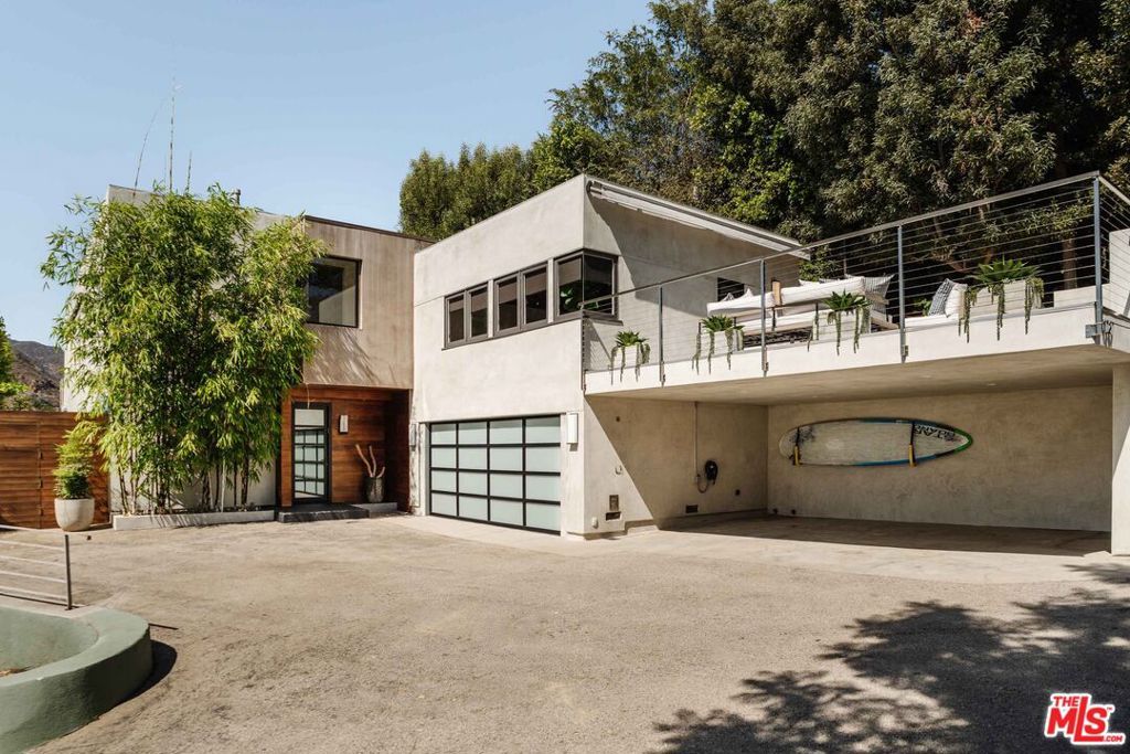 1287 Rimmer Avenue, Pacific Palisades, CA 90272 — exterior