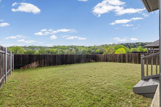 1012 Goldilocks LN, Manchaca, TX 78652