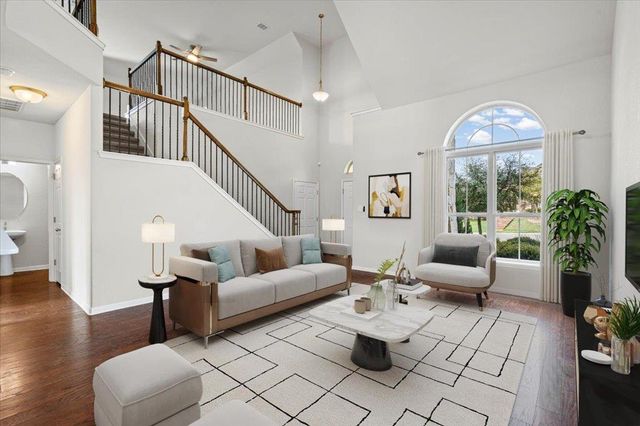 1012 Goldilocks LN, Manchaca, TX 78652