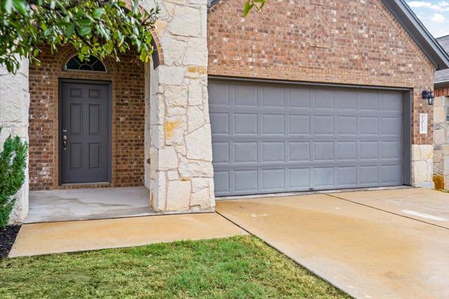 1012 Goldilocks LN, Manchaca, TX 78652