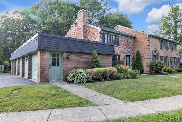 26 Kenton Place, Hamburg, NY 14075