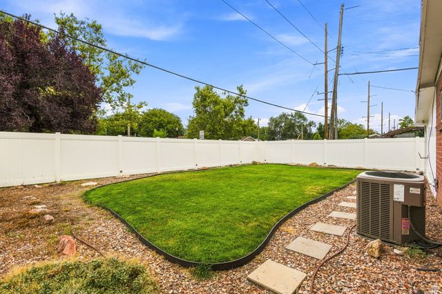 1209 W DUPONT AVE, Salt Lake City, UT 84116