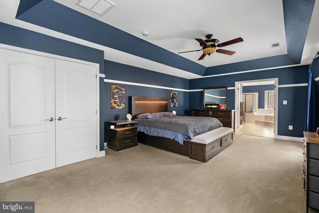 102 AQUIFER DR, Falling Waters, WV 25419