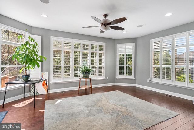 102 AQUIFER DR, Falling Waters, WV 25419