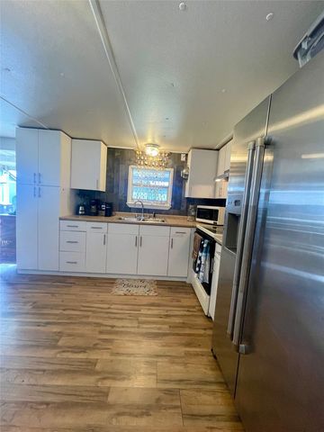 2334 Sanbar Road 81, Possum Kingdom Lake, TX 76449