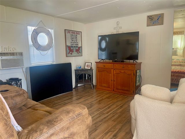 2334 Sanbar Road 81, Possum Kingdom Lake, TX 76449