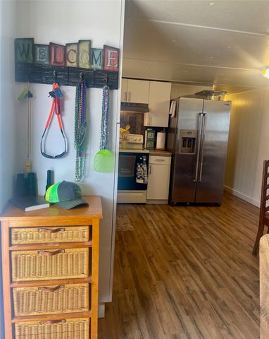 2334 Sanbar Road 81, Possum Kingdom Lake, TX 76449