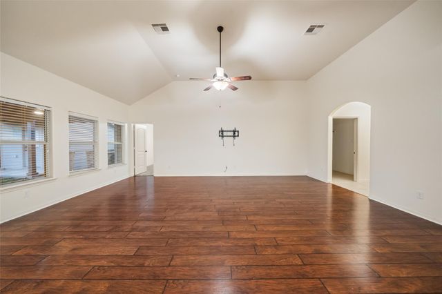 961 Wannan Lane, Conroe, TX 77301